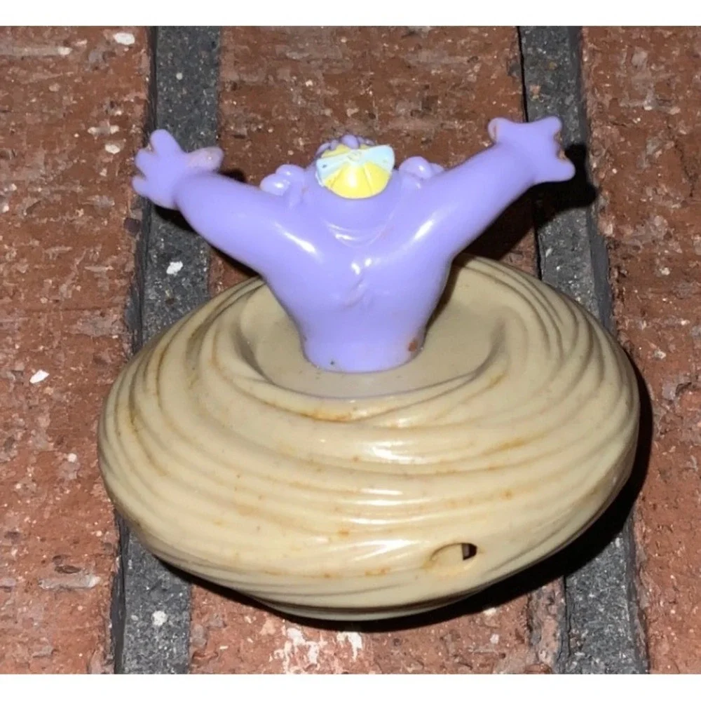 Vintage 1990s Looney Tunes Tasmanian Devil Taz Purple Whirlwind Spinning Top Toy